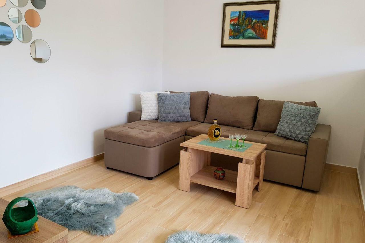 Apartments Mobine Metković 外观 照片